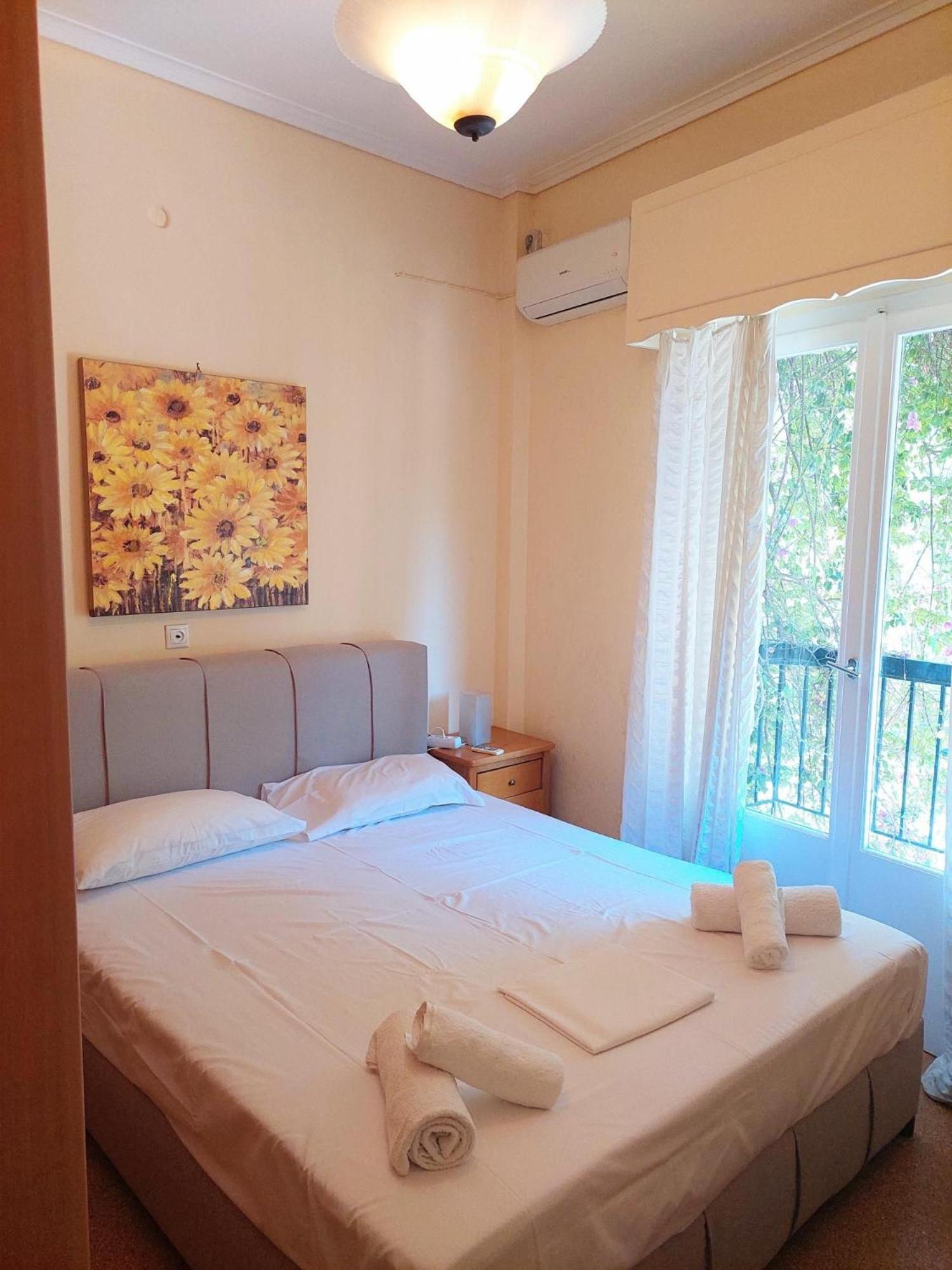 אתונה Cozy Apartment In Acropolis With Roof Garden מראה חיצוני תמונה