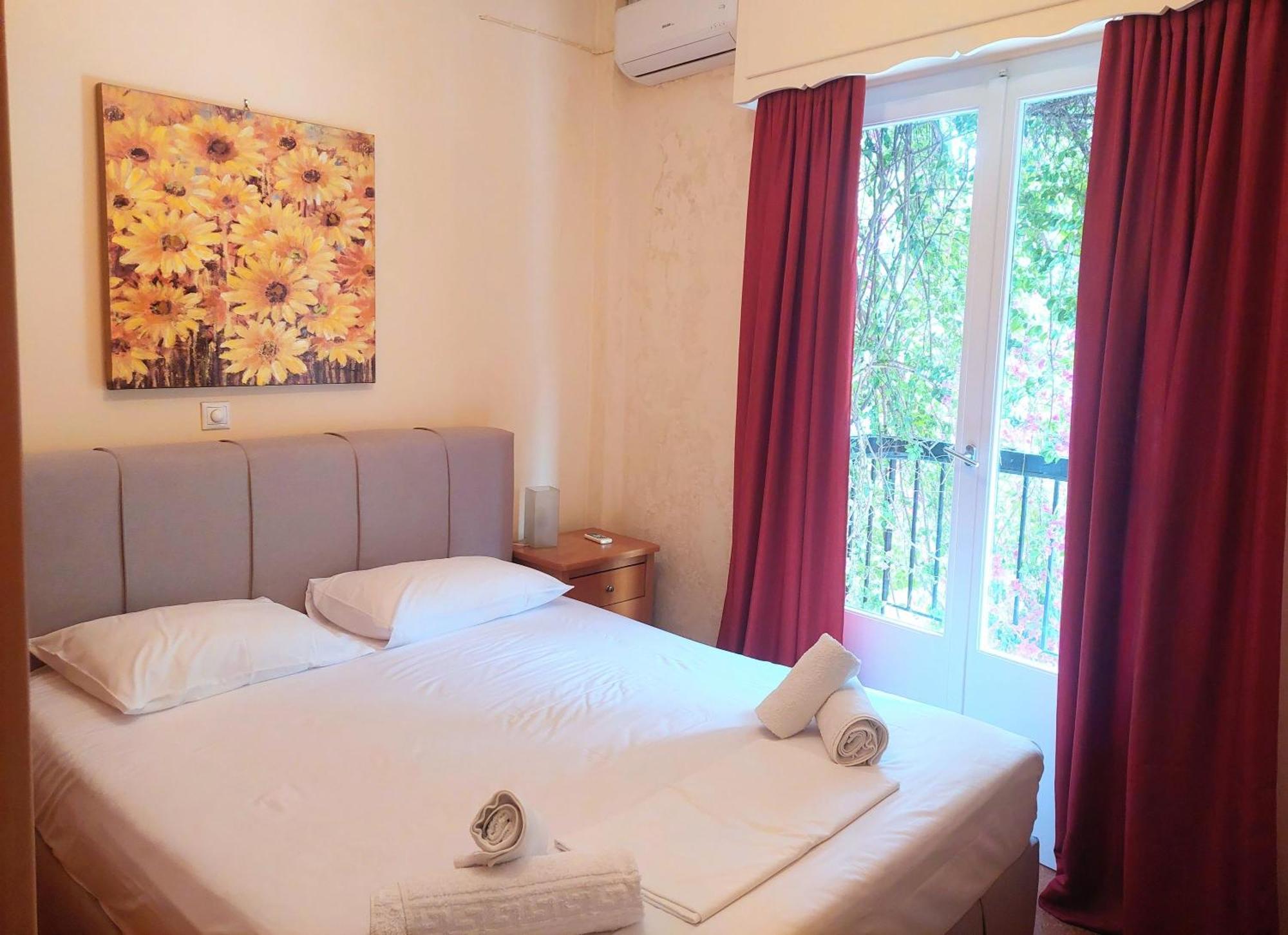 אתונה Cozy Apartment In Acropolis With Roof Garden מראה חיצוני תמונה