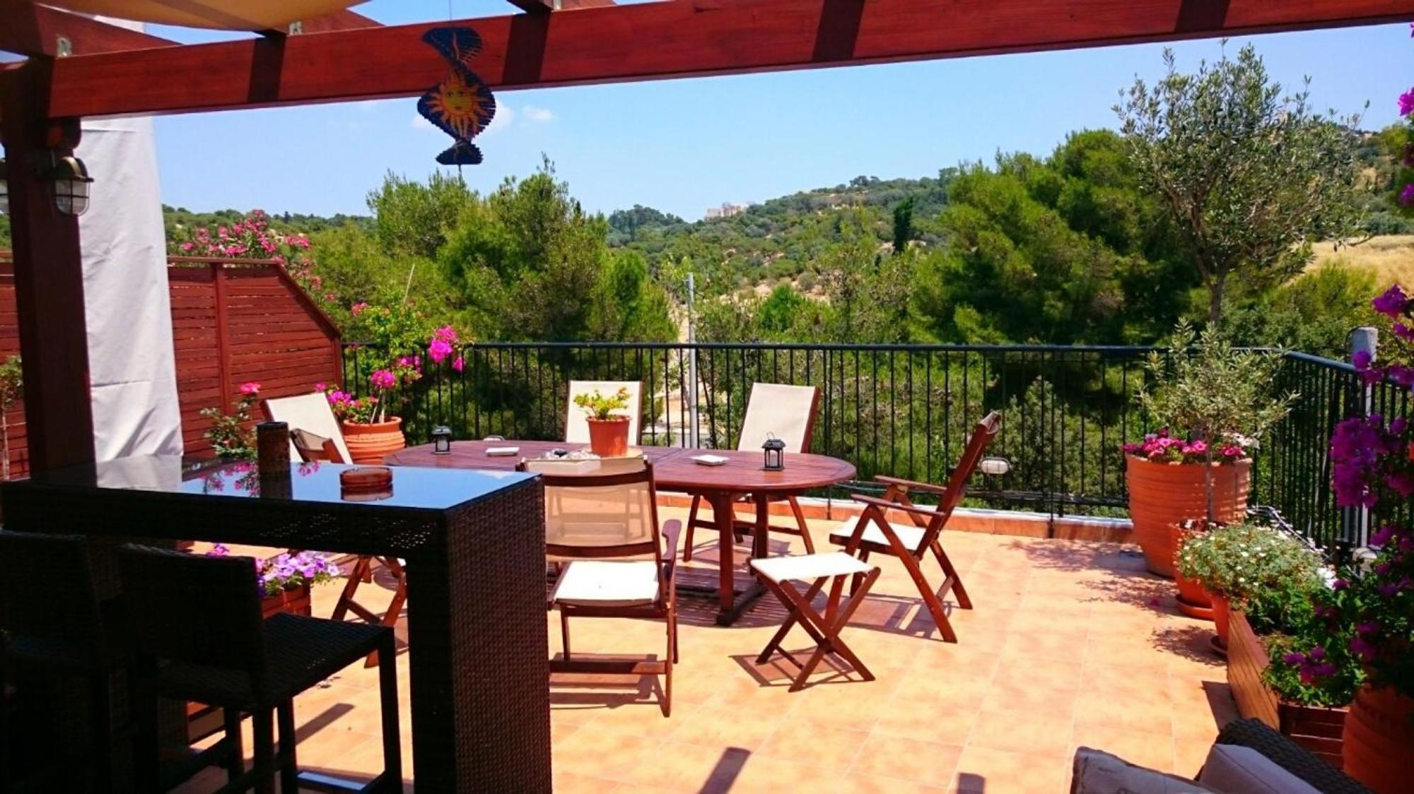 אתונה Cozy Apartment In Acropolis With Roof Garden מראה חיצוני תמונה