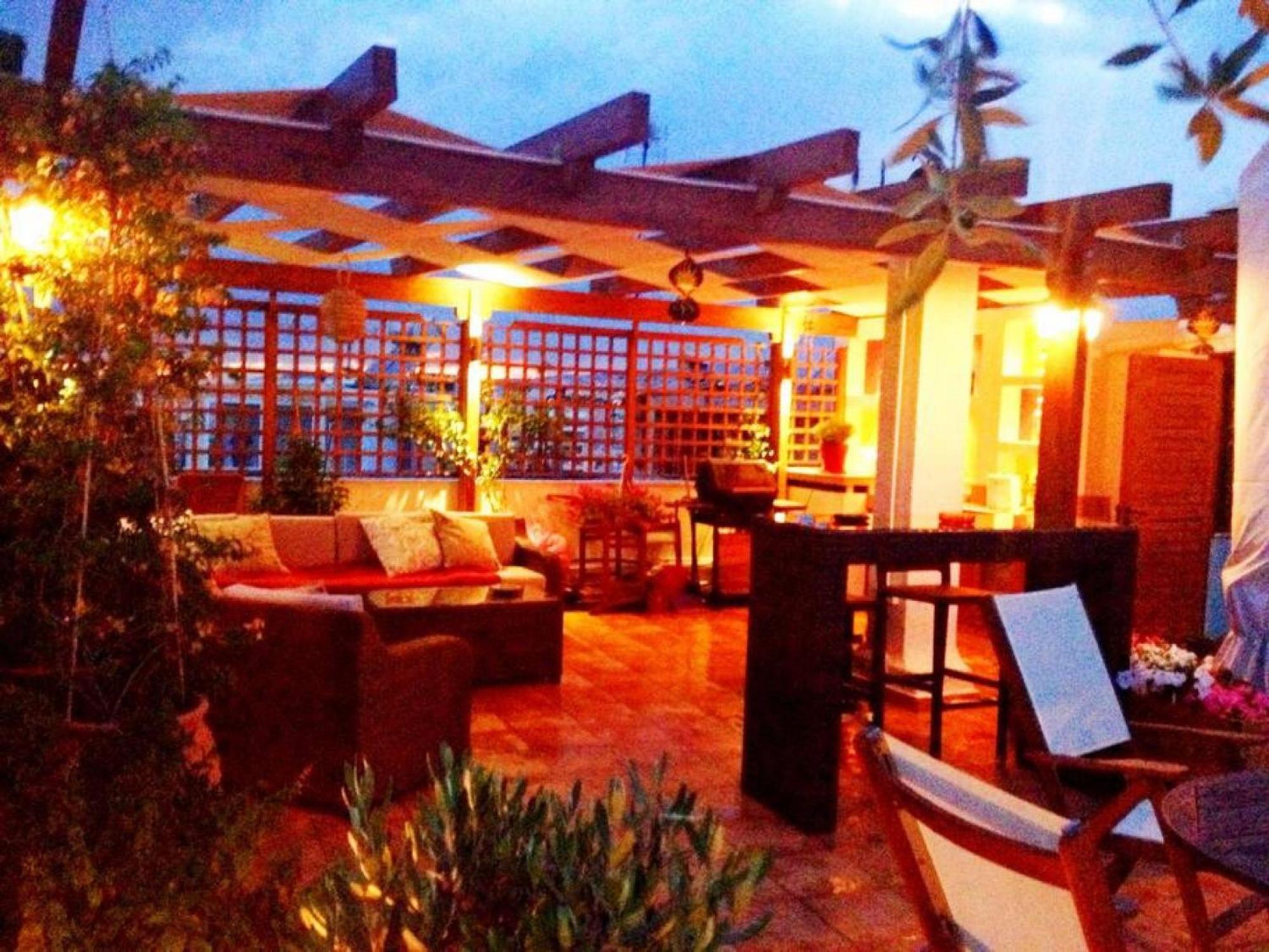 אתונה Cozy Apartment In Acropolis With Roof Garden מראה חיצוני תמונה
